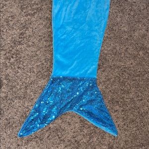 Mermaid blanket